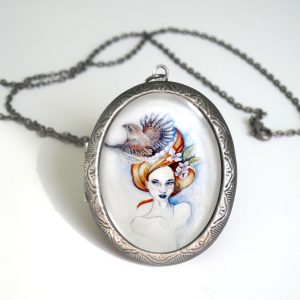 Antique Silver Over Sized Art Locket with Ginger Wren