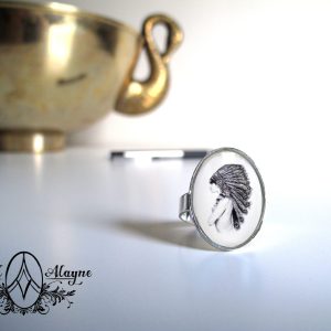 Large Oval Art Ring with "Ginger Flower"