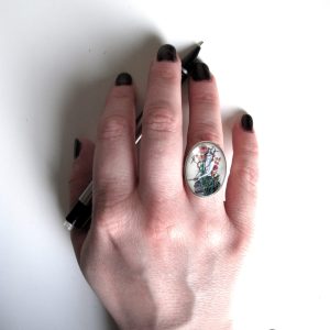 Large Oval Art Ring with "Peacock Hunter"